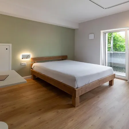 Tim's Wohnhaus 아파트 노이막트인더오버팔츠